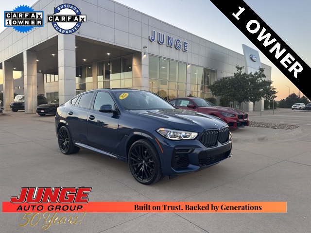 2023 BMW X6 40i's photo