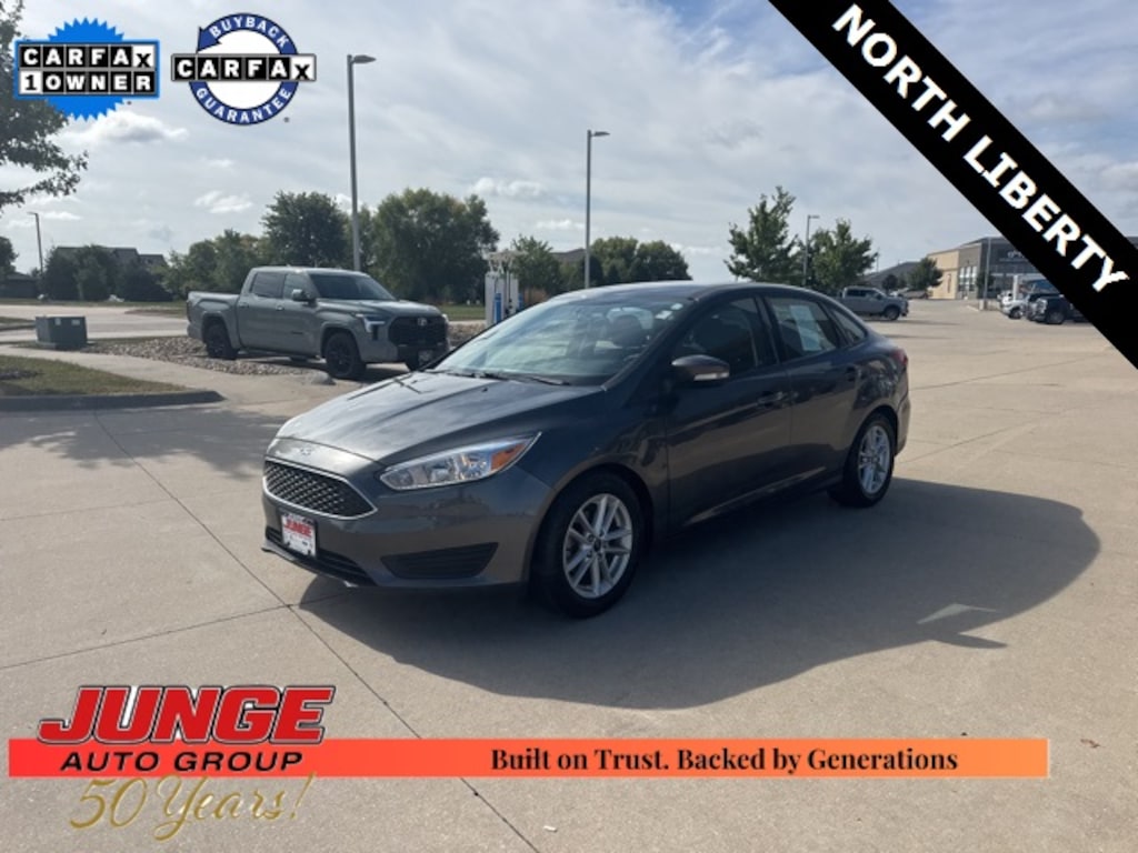 Used 2016 Ford Focus SE Sedan