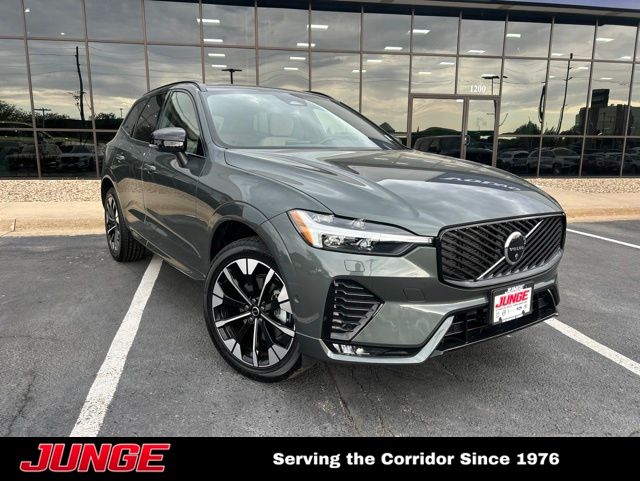 2026 Volvo XC60 B5 Plus Dark AWD's photo