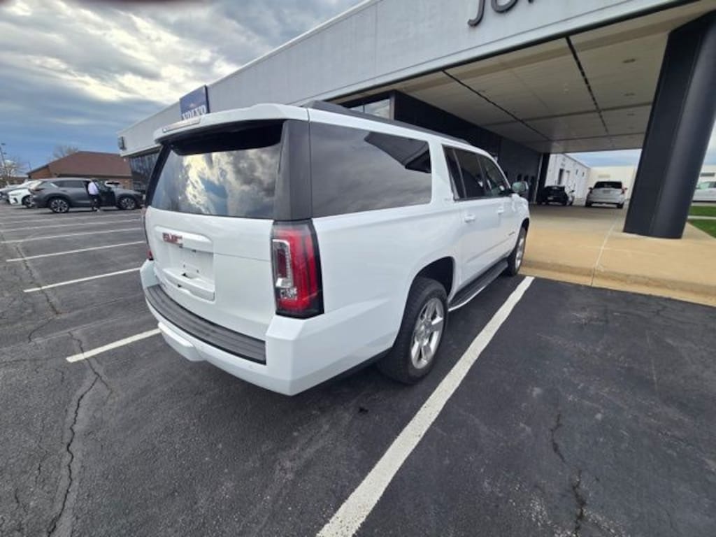 Used 2017 GMC Yukon XL SLE SUV