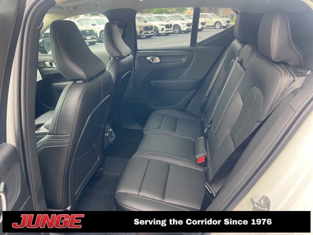 2026 Volvo XC40 Ultra - Photo 11