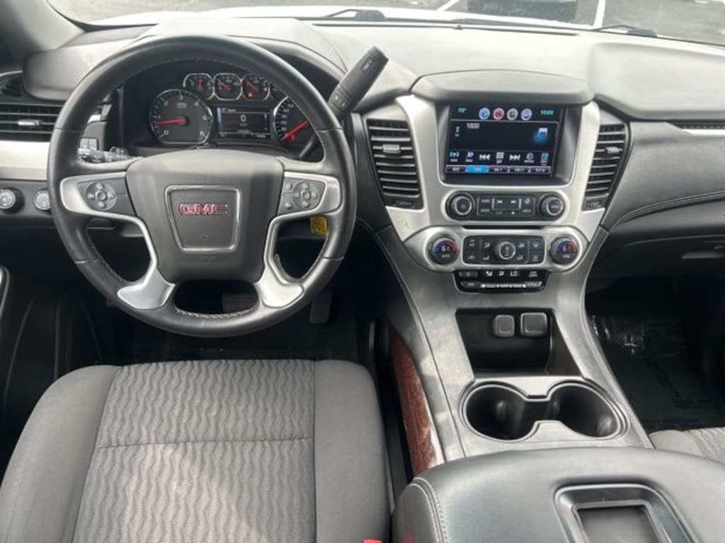 Used 2017 GMC Yukon XL SLE SUV