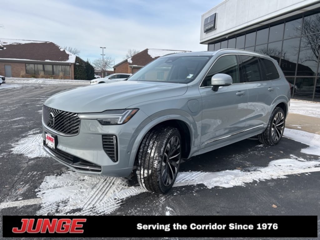 New 2026 Volvo XC90 plug-in hybrid T8 Plus 7-Seater SUV