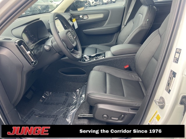 2026 Volvo XC40 Ultra - Photo 9