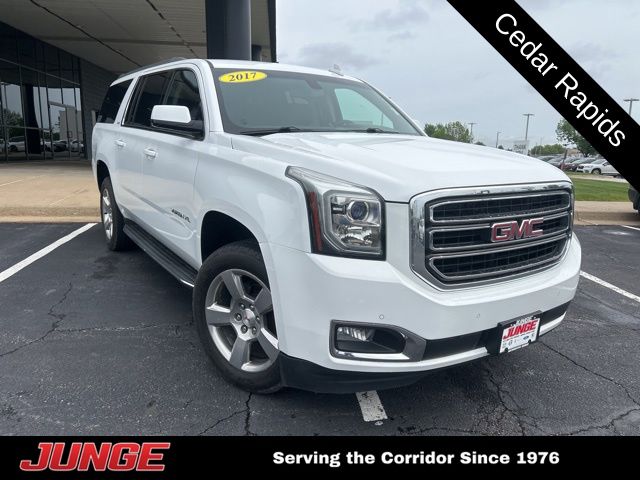 2017 GMC Yukon 4WD SLE's photo