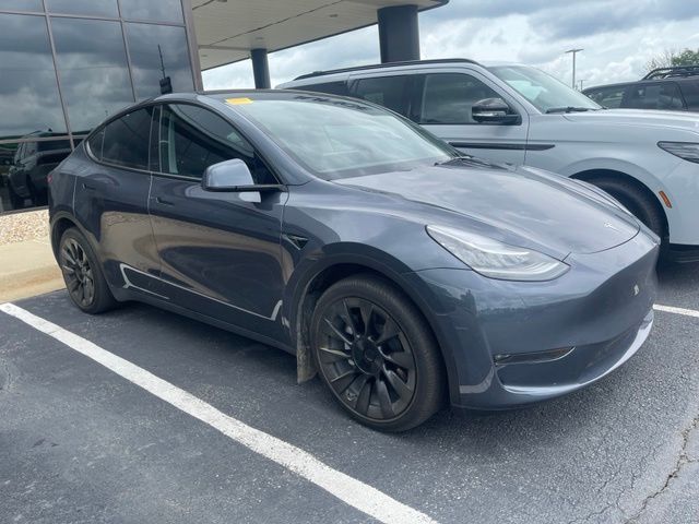 Used 2023 Tesla Model Y Long Range with VIN 7SAYGDEE8PA034726 for sale in Hiawatha, IA
