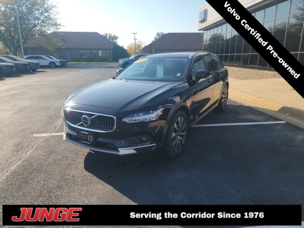 Certified 2024 Volvo V90 Cross Country B6 Wagon