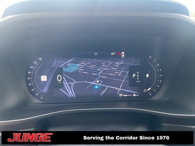 2026 Volvo XC40 photo 3