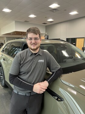 Staff member CJ Bornholdt from ID_5d69eff64ca2