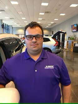 Staff member Nick Hausmann from ID_5d69eff64ca2