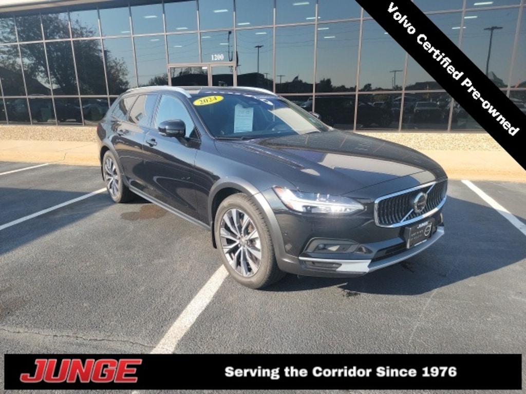 Certified 2024 Volvo V90 Cross Country B6 Wagon