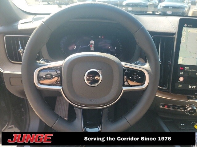 2026 Volvo XC60 Plus - Photo 6