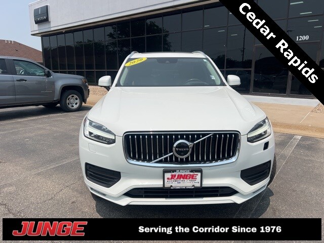 Used 2020 Volvo XC90 Momentum with VIN YV4A22PK8L1532593 for sale in Hiawatha, IA