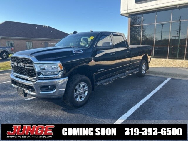 2022 Ram 3500 Big Horn photo 3