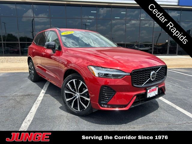 2023 Volvo XC60 B5 Plus Dark Theme AWD's photo