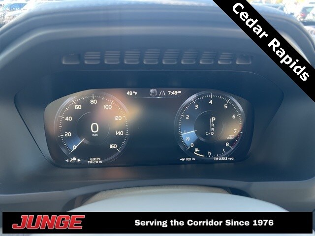 2022 Volvo XC90 T6 Inscription photo 3