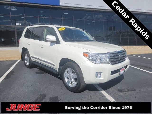 2014 Toyota Land Cruiser Base's photo