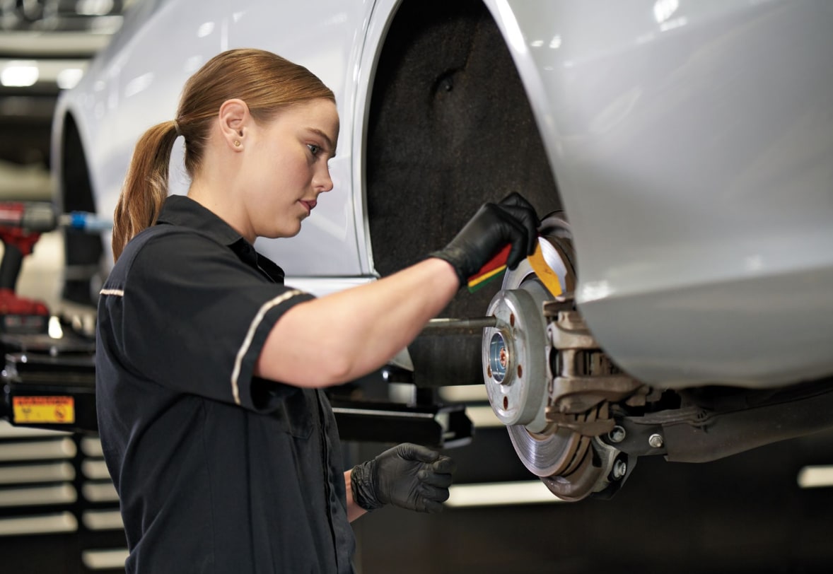 Brake Repair Service | Mercedes-Benz of Arlington