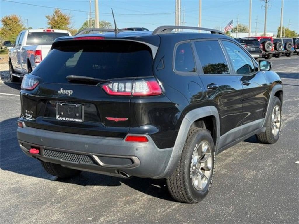 Used 2019 Jeep Cherokee Trailhawk 4x4 SUV