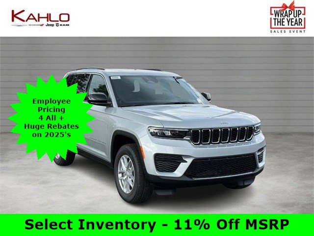 2025 Jeep Grand Cherokee Laredo's photo