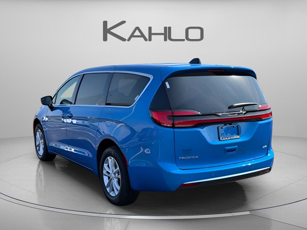 New 2027 Chrysler Pacifica Select Passenger Van