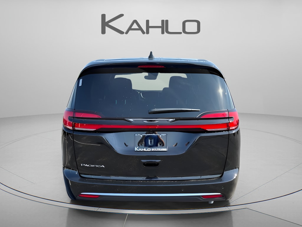 New 2027 Chrysler Pacifica Select Passenger Van