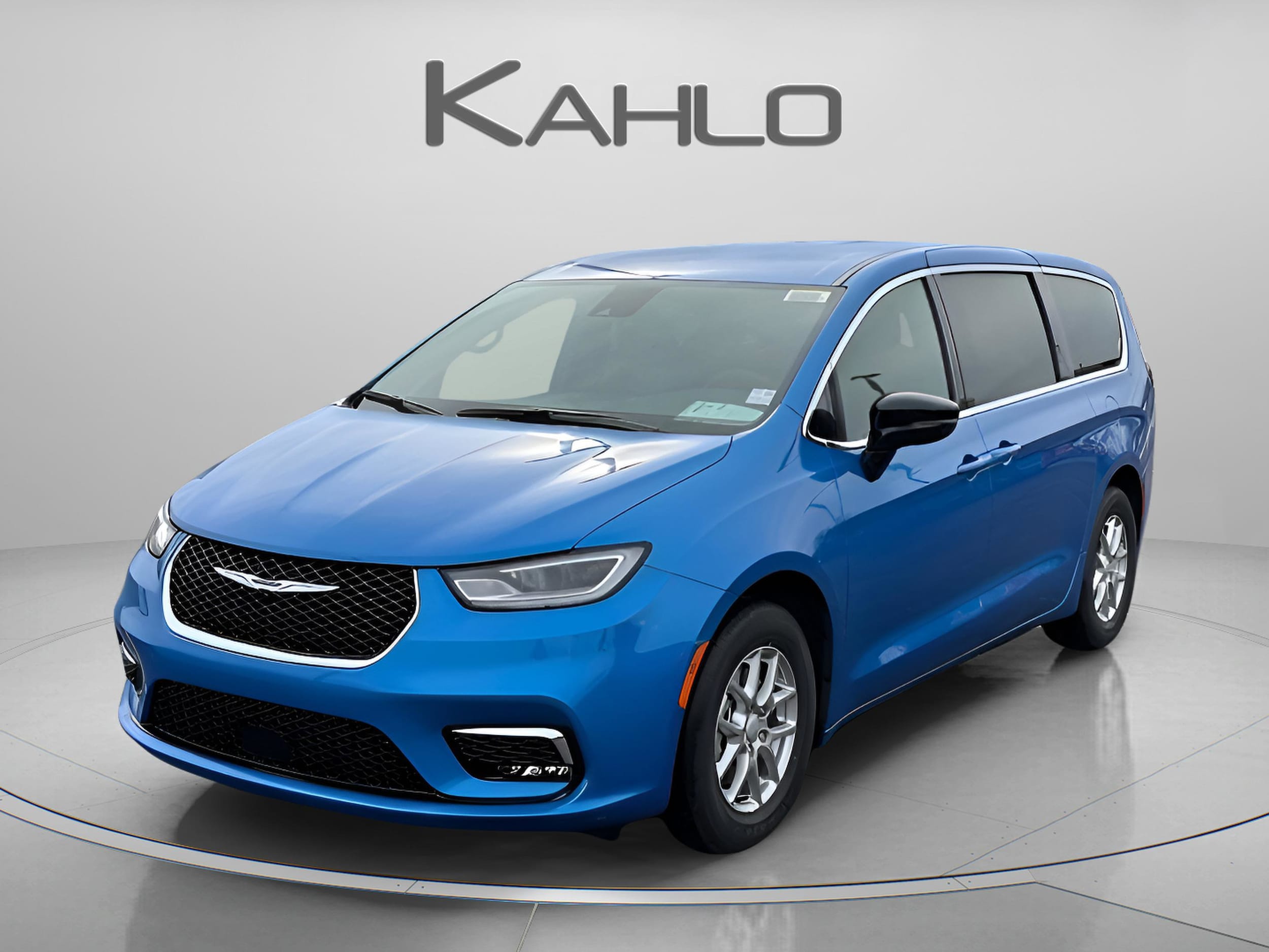 2026 Chrysler Pacifica Select's photo