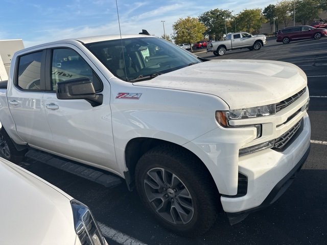 2019 Chevrolet Silverado 1500 RST photo 2