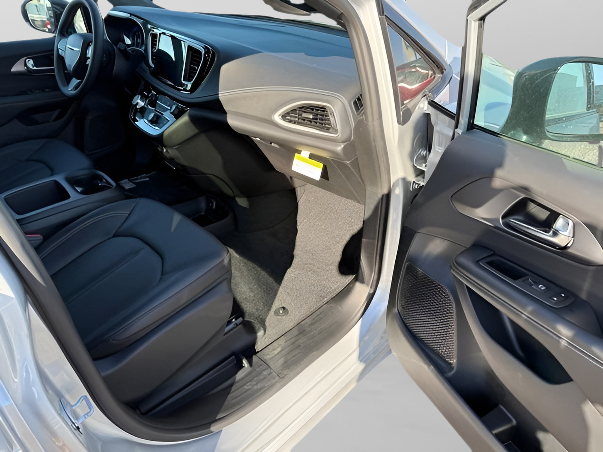 2026 Chrysler Pacifica Select - Photo 29