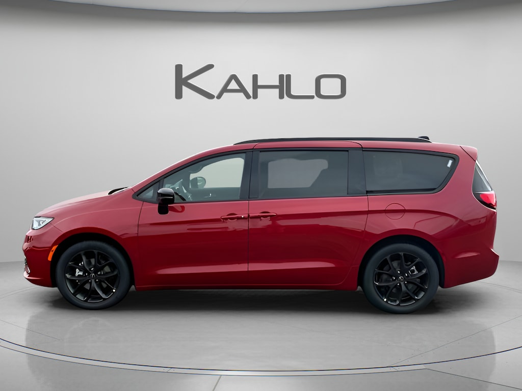 New 2026 Chrysler Pacifica Select Passenger Van