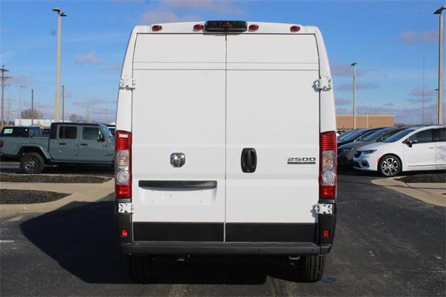 2024 Ram ProMaster 2500 Cargo Van photo 3