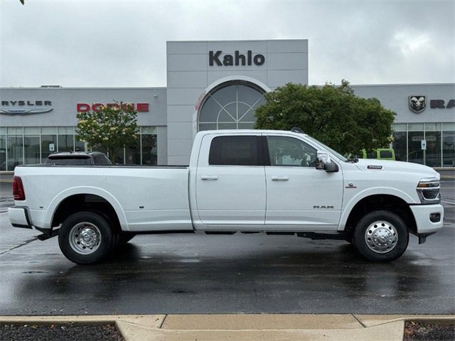 2025 Ram 3500 Longhorn photo 2