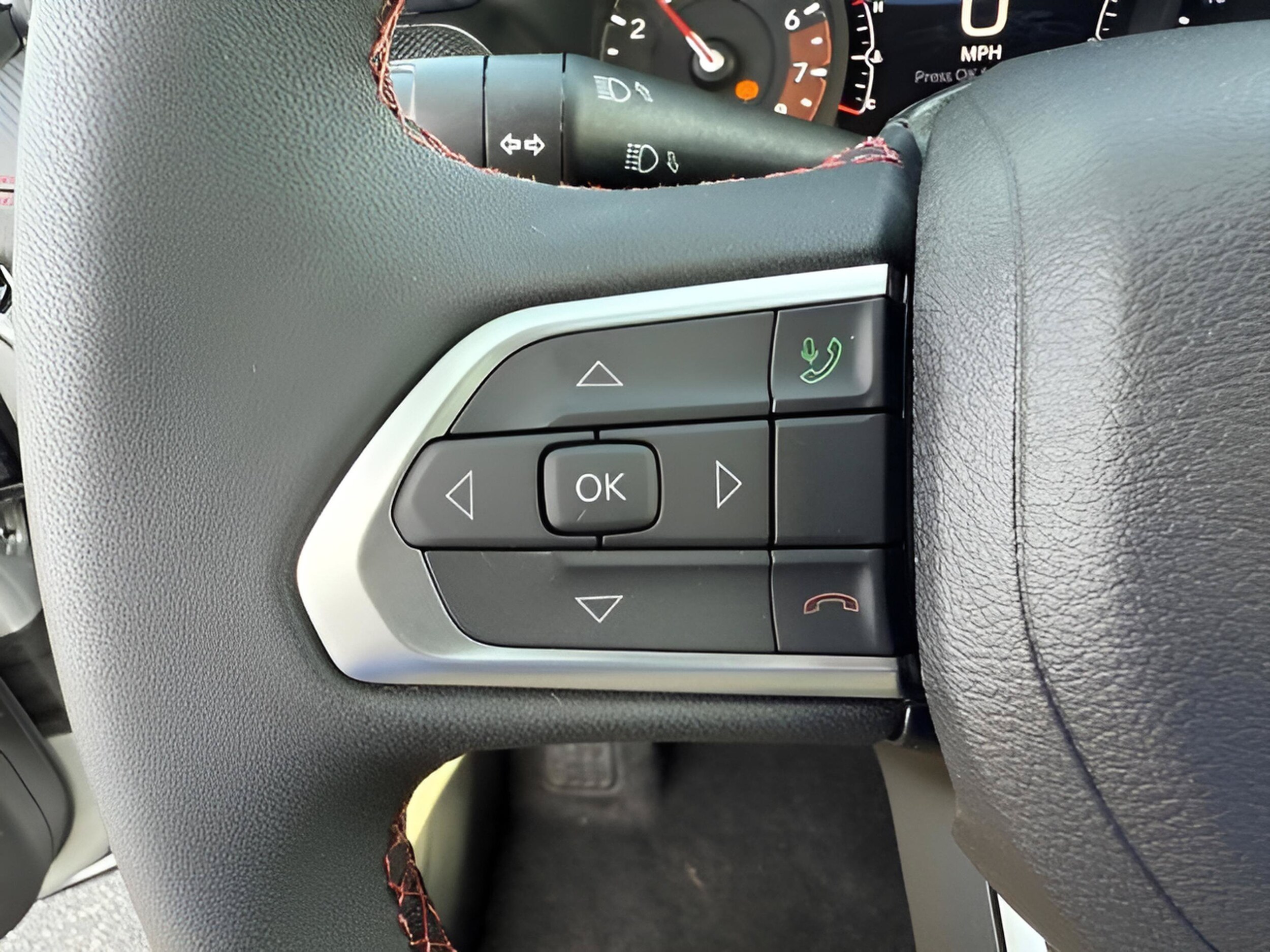 2026 Jeep Compass Trailhawk - Photo 17