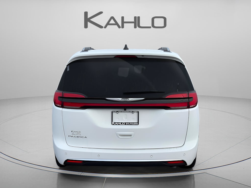 New 2026 Chrysler Pacifica Pinnacle Passenger Van