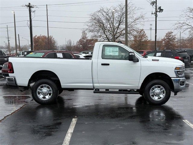 2026 Ram 2500 Tradesman photo 2