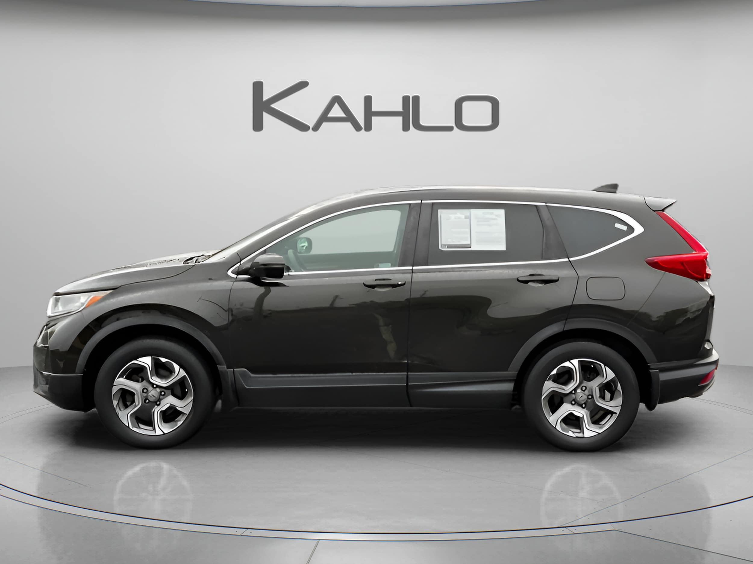 Used 2018 Honda CR-V EX with VIN 7FARW2H55JE055973 for sale in Noblesville, IN