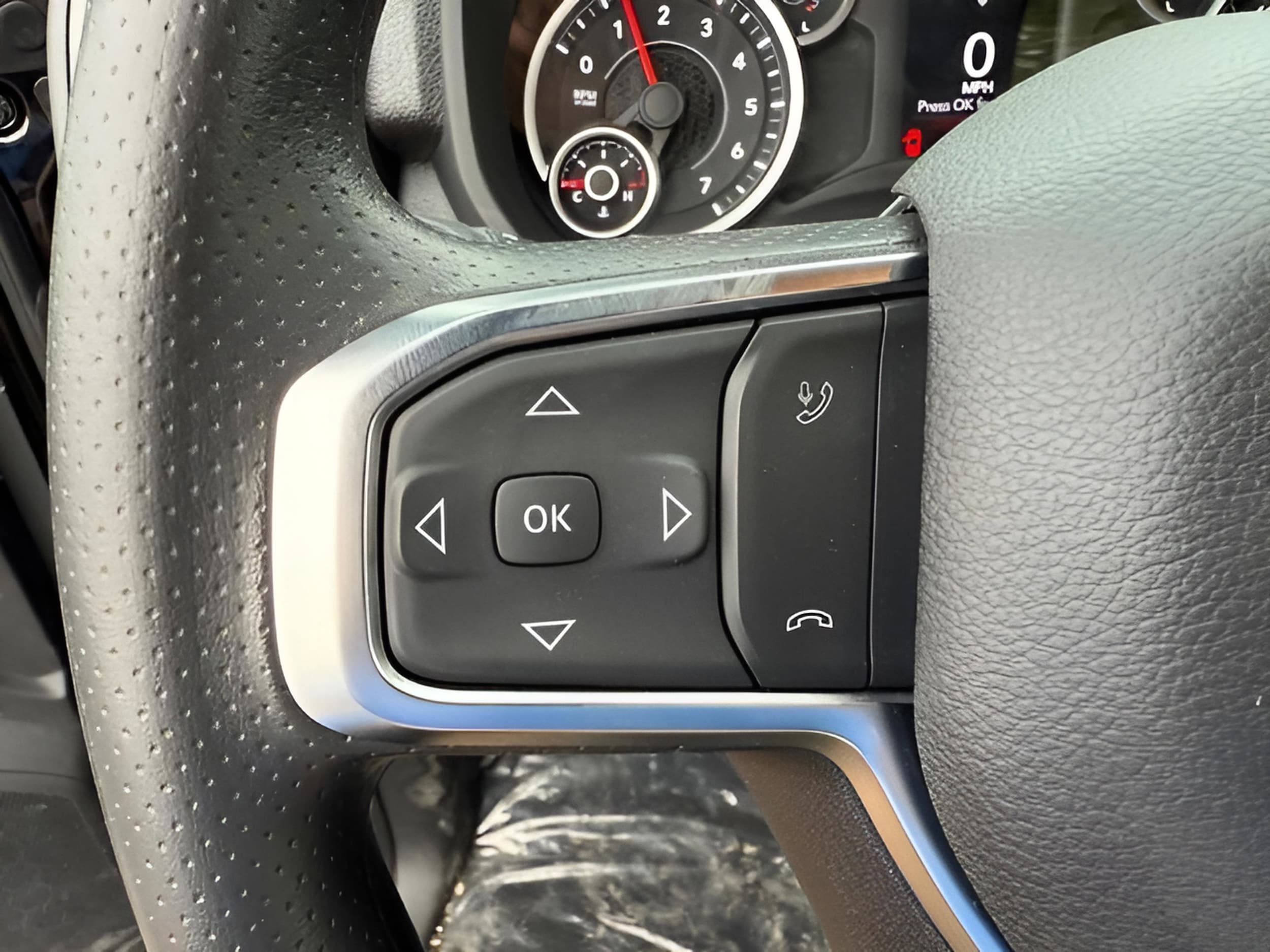 2025 RAM 2500 Tradesman - Photo 17