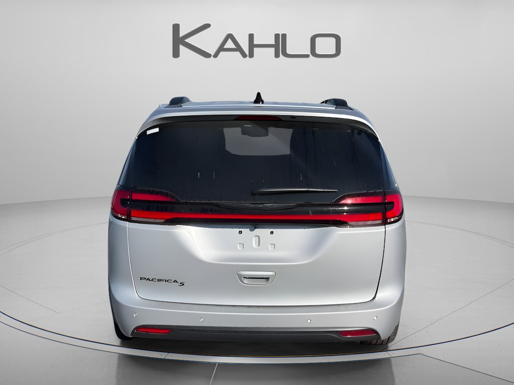 New 2026 Chrysler Pacifica Select Passenger Van