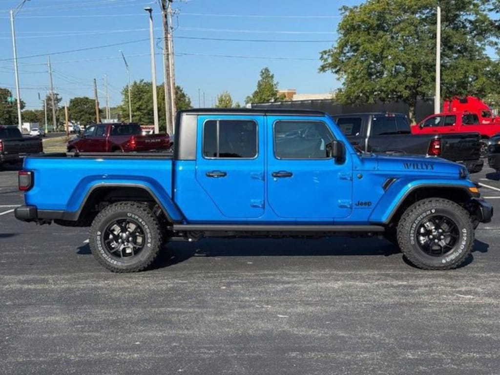 New 2025 Jeep Gladiator Willys Pickup