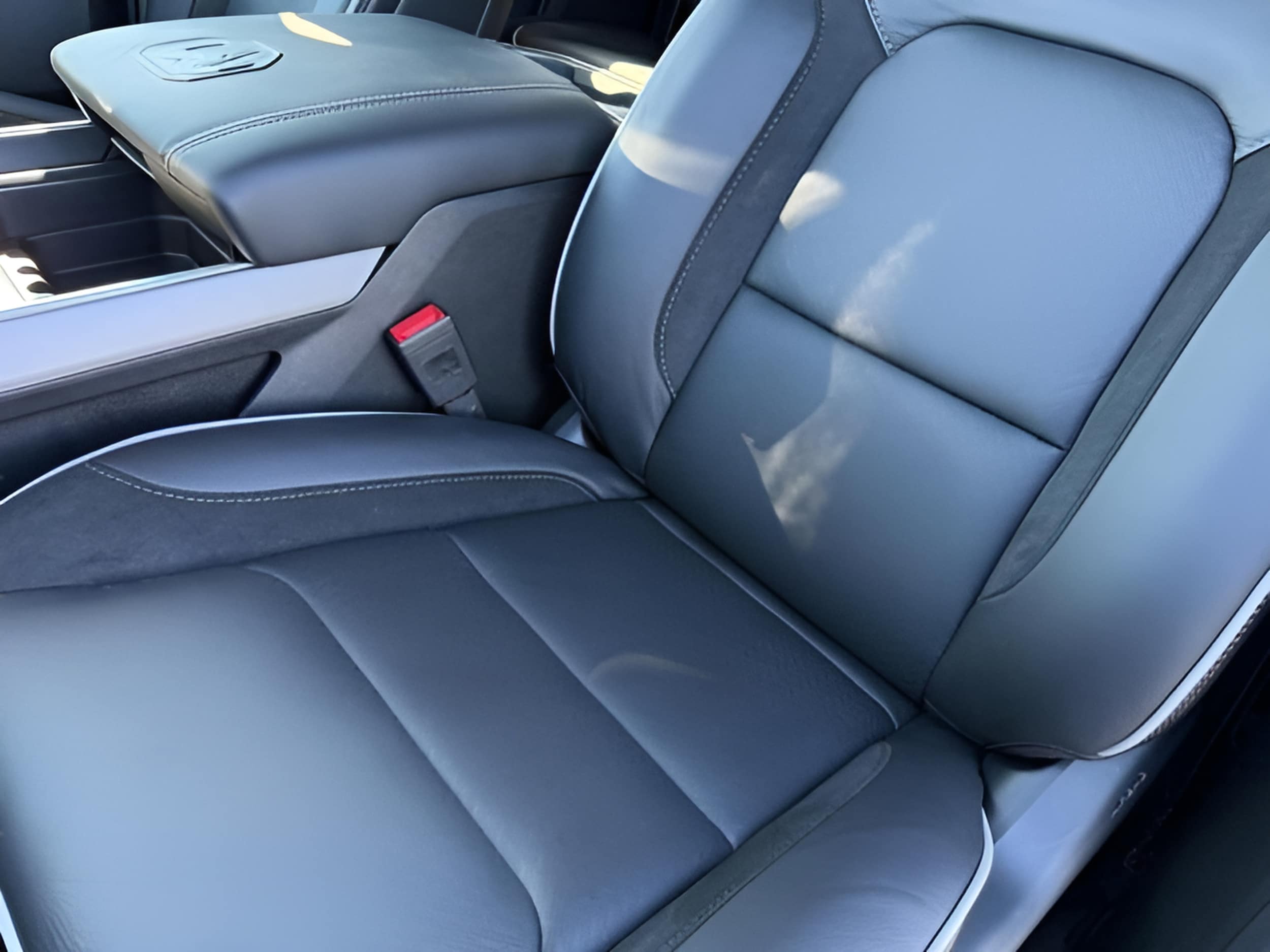 2026 RAM 1500 Laramie - Photo 25