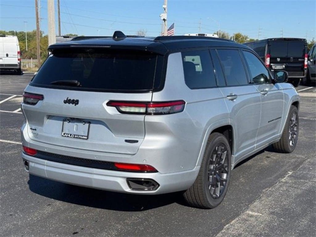 New 2025 Jeep Grand Cherokee L Summit Reserve Sport Utility