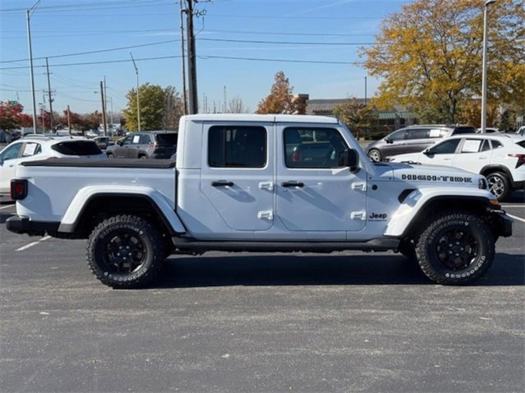 New 2025 Jeep Gladiator High Tide Pickup
