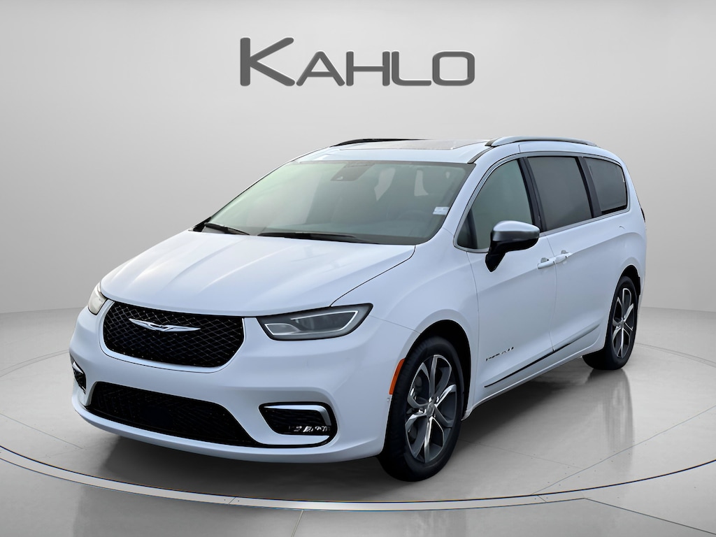 New 2026 Chrysler Pacifica Pinnacle Passenger Van