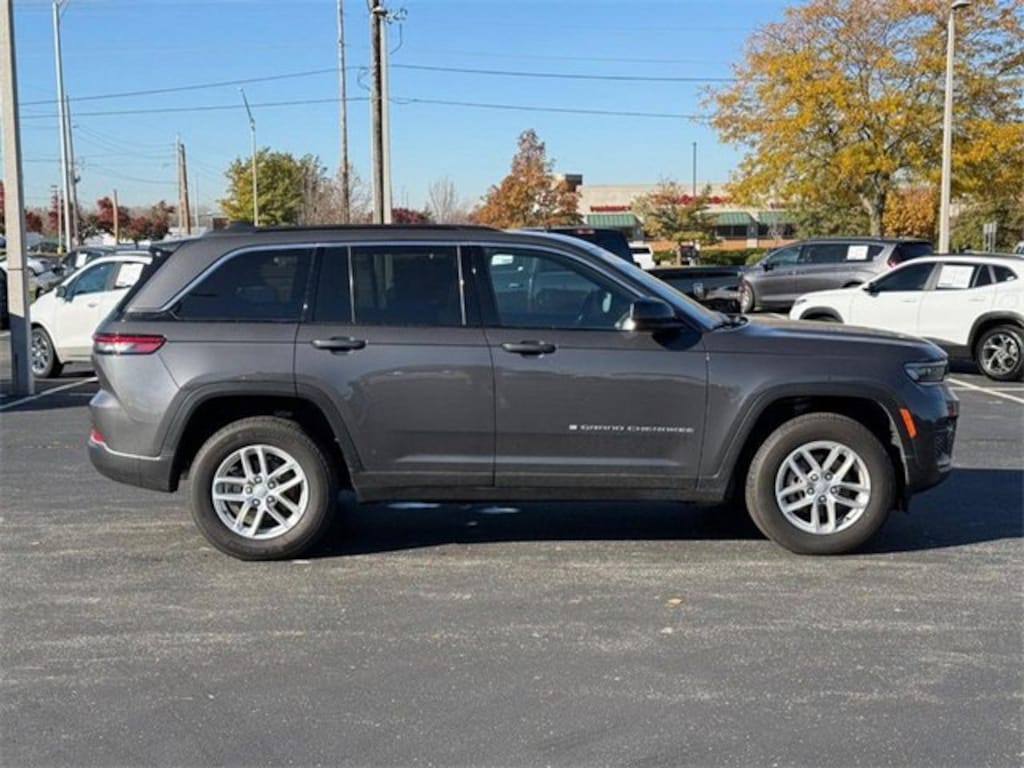 Used 2025 Jeep Grand Cherokee Laredo X SUV