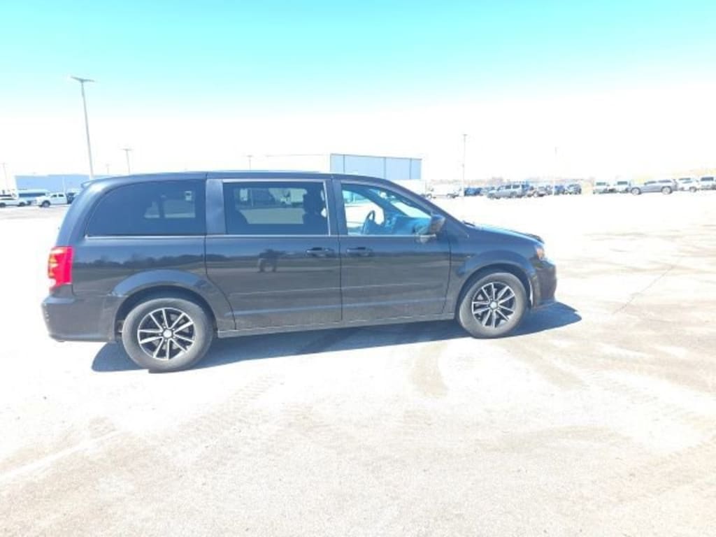 Used 2017 Dodge Grand Caravan GT Van