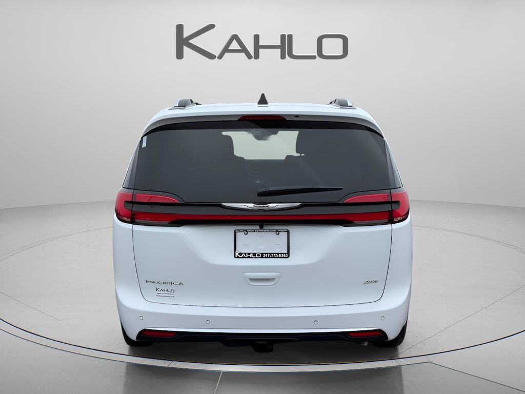 New 2026 Chrysler Pacifica Pinnacle Passenger Van