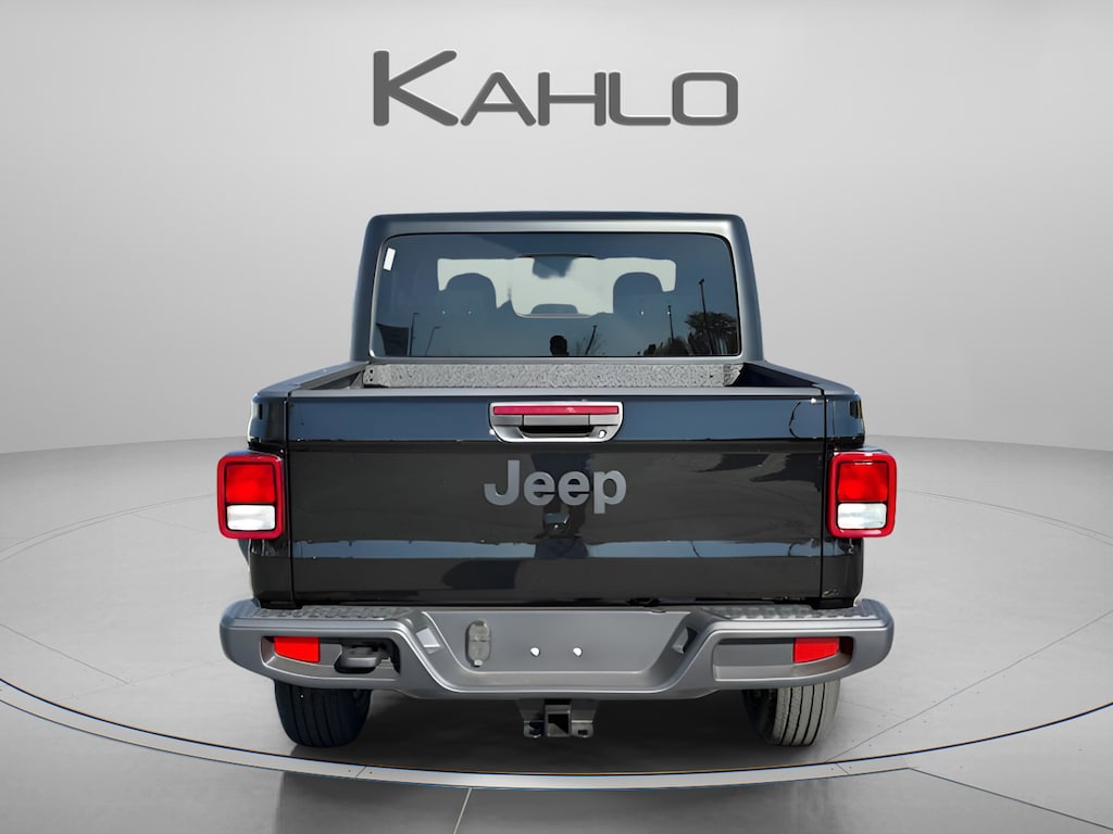 New 2026 Jeep Gladiator Sport S Pickup