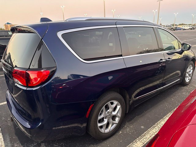 Used 2017 Chrysler Pacifica Touring-L Plus Van