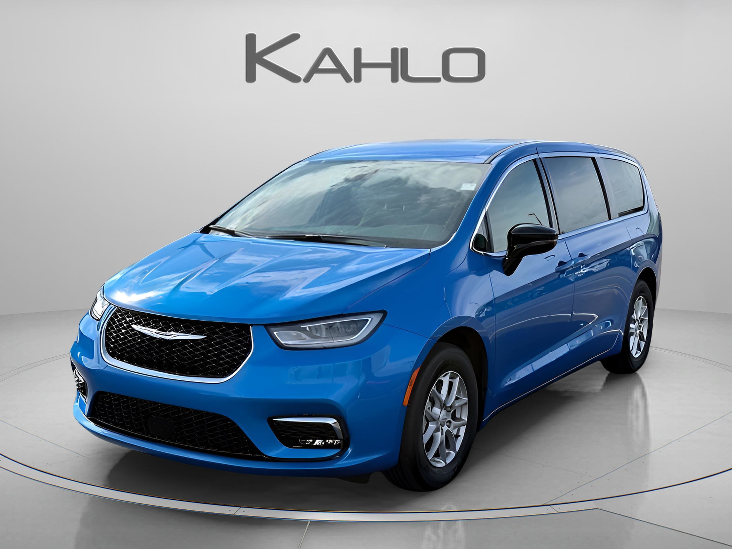 2026 Chrysler Pacifica Select's photo