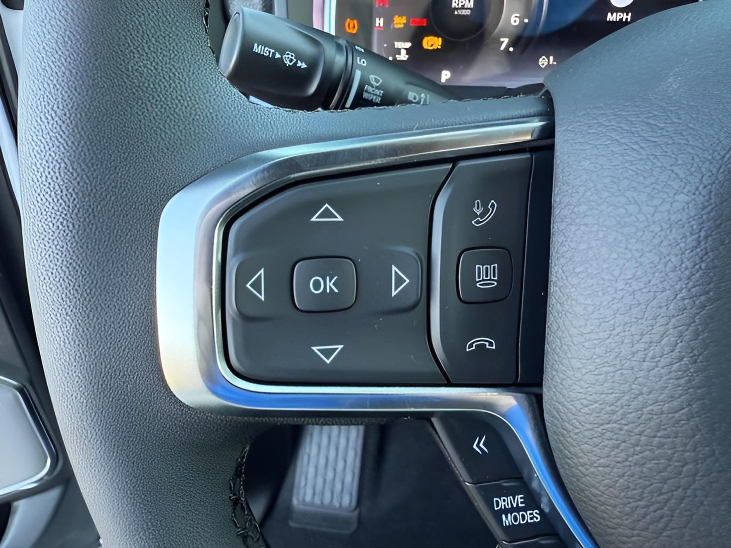 2026 RAM 1500 Laramie - Photo 15